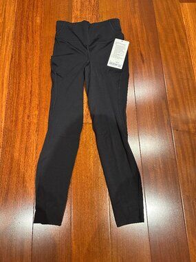 NWT Lululemon base pace HR Tight 25" - size 4